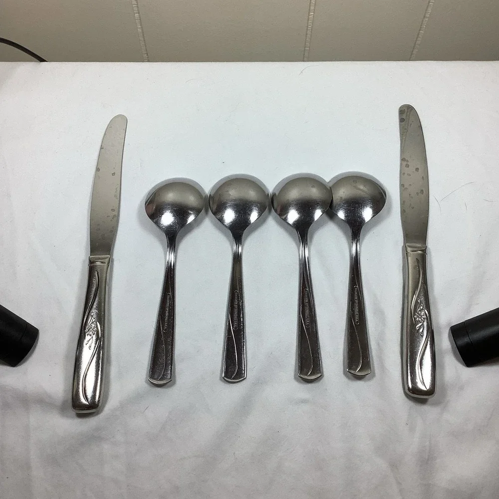 Oneida Chateau 2 Dinner Knives 4 Oval Soup Spoons Stainless Flatware Set